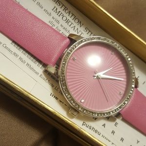 💖Manhattan watch💖NWOT💖